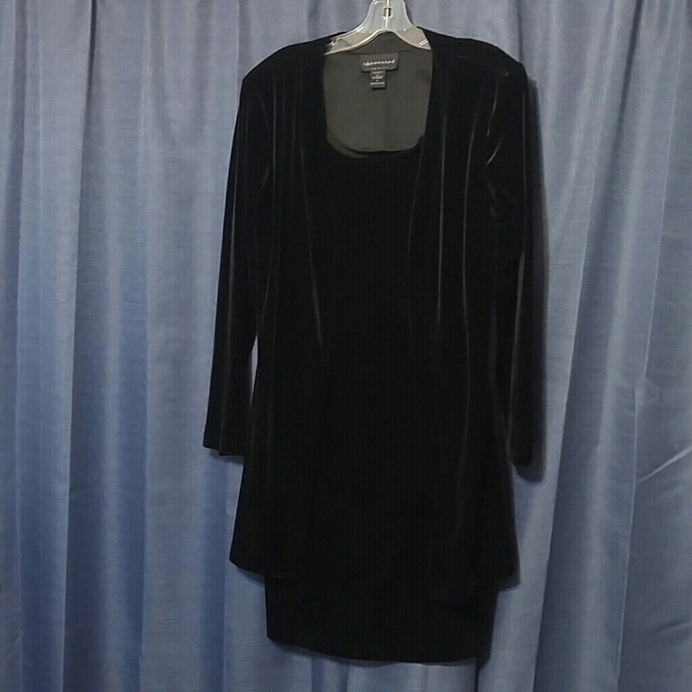 Black velvet evening dress worn once